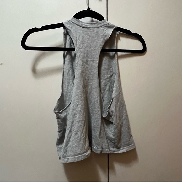 Gray Crop Cut Off Racerback Tank Top with ‘Women Run This Motha’ Text - Picture 5 of 5